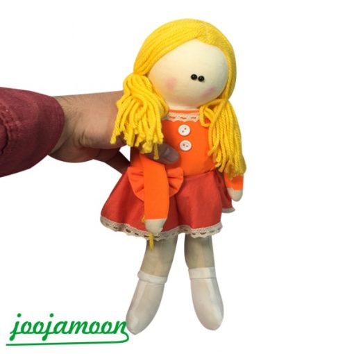 عروسک دختر روسی