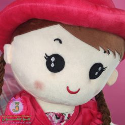 عروسک دختر کلاه پاپیونی با موهای بافته